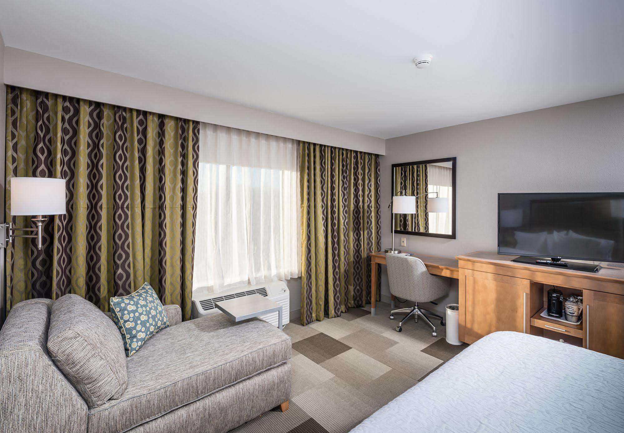 Hampton Inn Boston - Westborough Eksteriør bilde